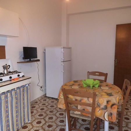 Le Spezie 2Pd Castellammare del Golfo Exterior foto
